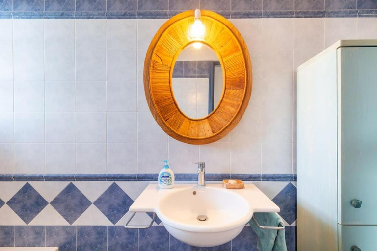 Bathroom 2, Nefeli's House, Attica