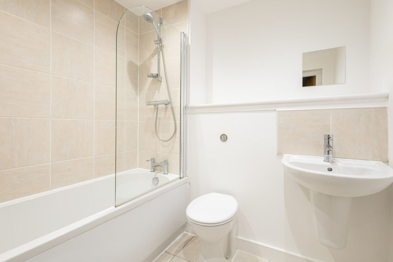 Bathroom 4, Host Stay The Pall Mall Apartment, Sefton