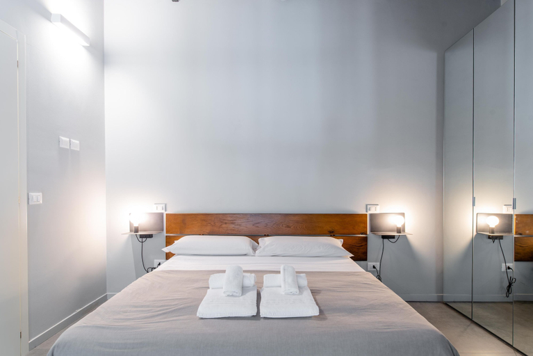 Room 2, Suite Queen Apartments, Torino