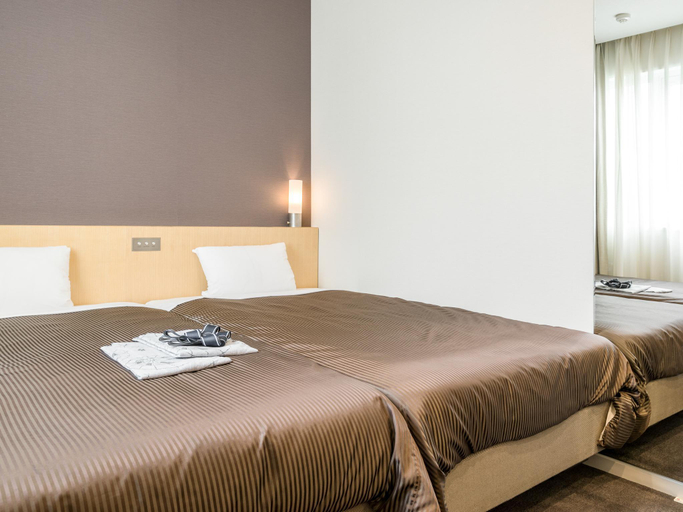 Bedroom 6
