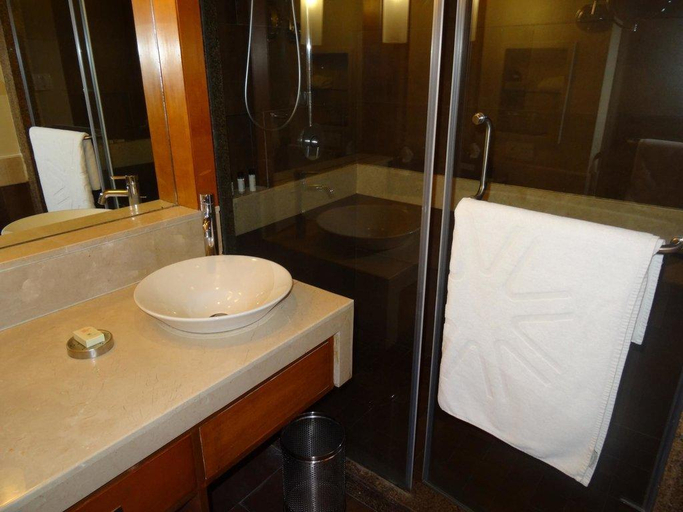 Bathroom 4