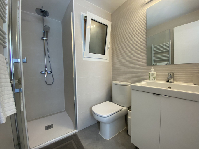 Room 4, R159 - Apartamento Calafell SEA, Tarragona