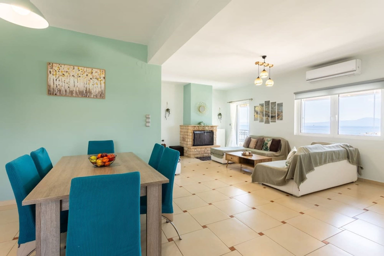 Room 2, Verga Beachside Getaway With Panoramic Seaviews, Peloponnese