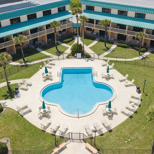 Room 4, Oceanfront Serenity at Stylish Sea Haven 212, Saint Johns