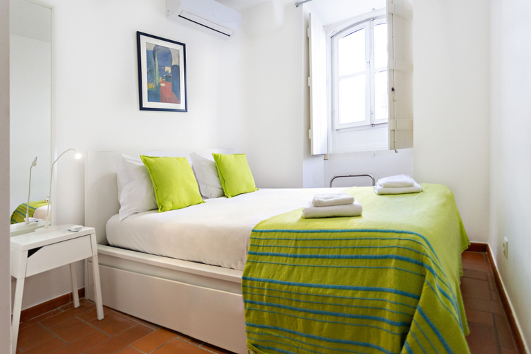 Room 2, Yellow Stripe in Tavira, Alcoutim