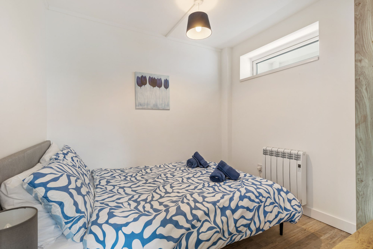 Bedroom, 16 Captains Walk - Close to Village and Beach, Pembrokeshire