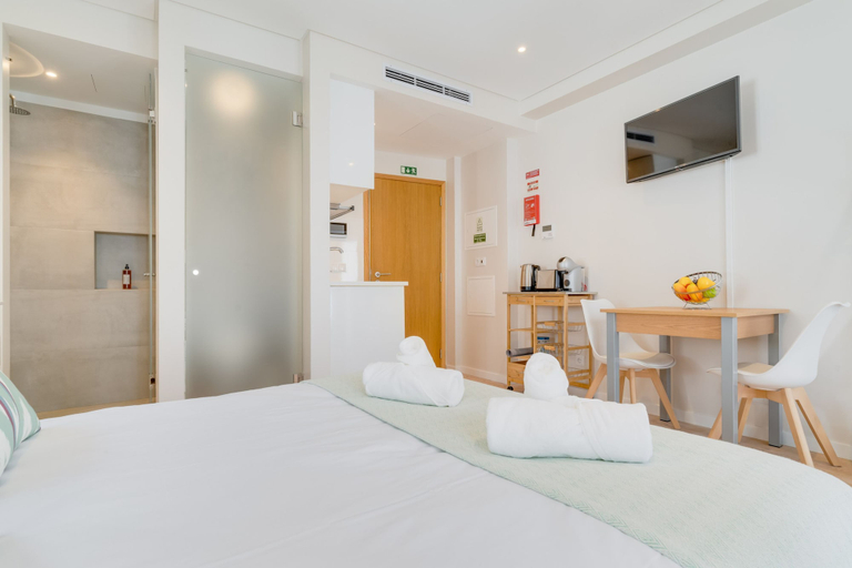 Bedroom 4, Q Studios 2 by Atlantic Holiday, Funchal
