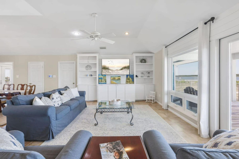 Room 3, Lagoon Time Beach Home- Elevator Beach Access, Baldwin