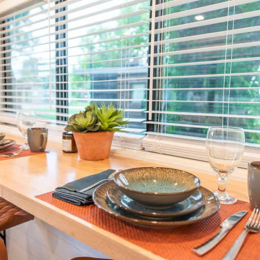 Room 3, No Cleaning Fee Cozy Container Home The Brazos, McLennan