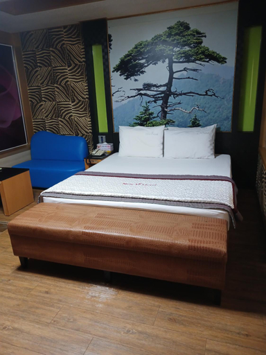 Bedroom 3, Busan Station BT HOTEL, Dong