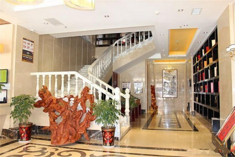 Others 5, King du Hotel (Bus Station), Nanping
