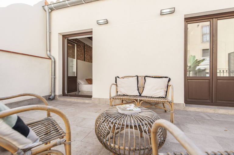 Room 5, C Latina 4 Izq in Madrid, Madrid