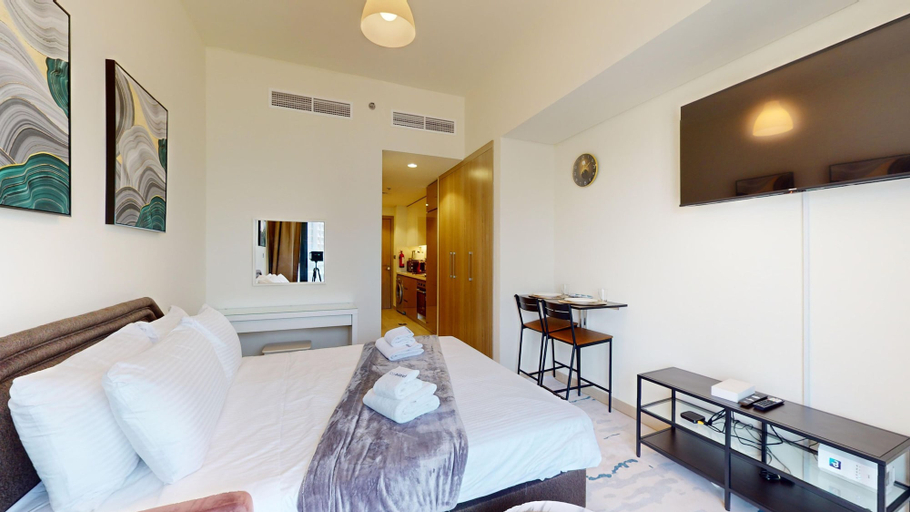 Room 2, Al Meydan - Azizi Riviera 48 - 312, Dubai