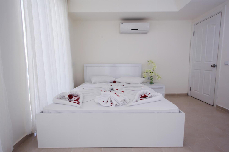 Room 2, Golden Heights 5 in Oludeniz, Fethiye