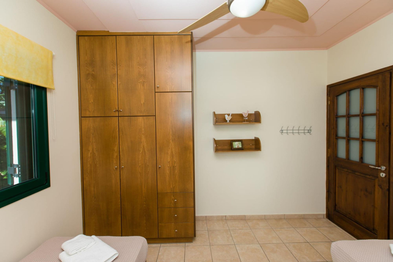 Bedroom 3, Villa Aloni in Chania, Crete