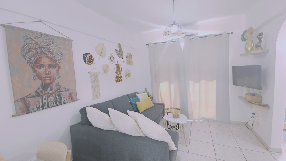 Room 2, 143 LCA - Stay Kastella Beach Apartment, Larnaca