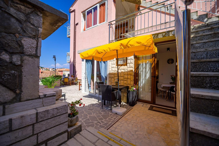 Exterior & Views 2, Apartment David, Mali Lošinj