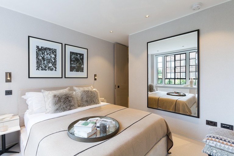 Bedroom 2, Knightsbridge Chelsea Lux 2 bed Duplex, London