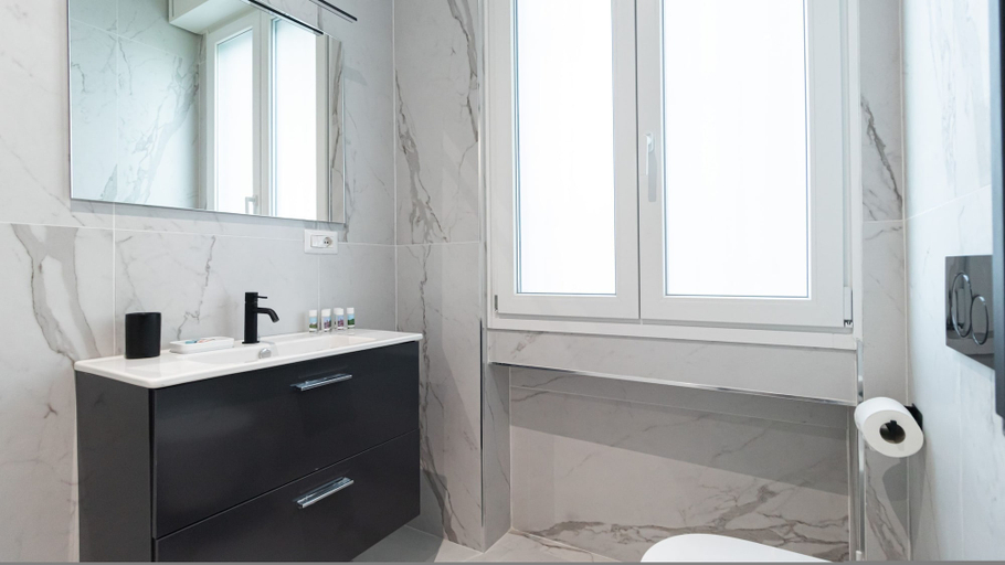 Bathroom 2, Italianway Comfort - D Aragona 2, Milano