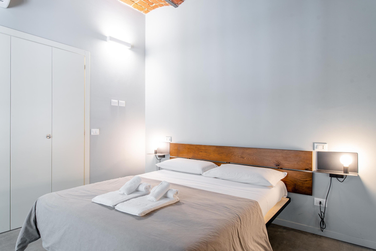 Room 5, Suite Queen Apartments, Torino