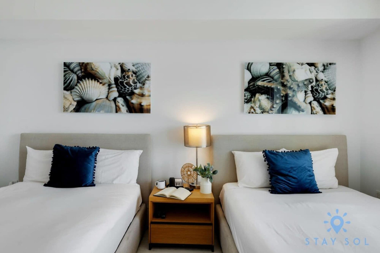 Room 3, Spacious 2BR Condo Sleeps 6 Amazing Amenities, Broward