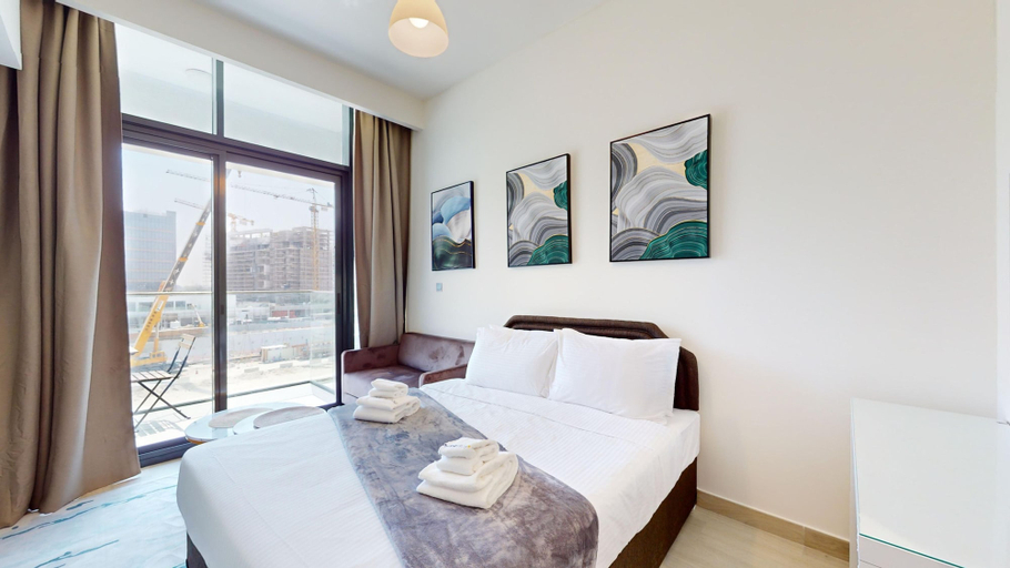 Room 4, Al Meydan - Azizi Riviera 48 - 312, Dubai
