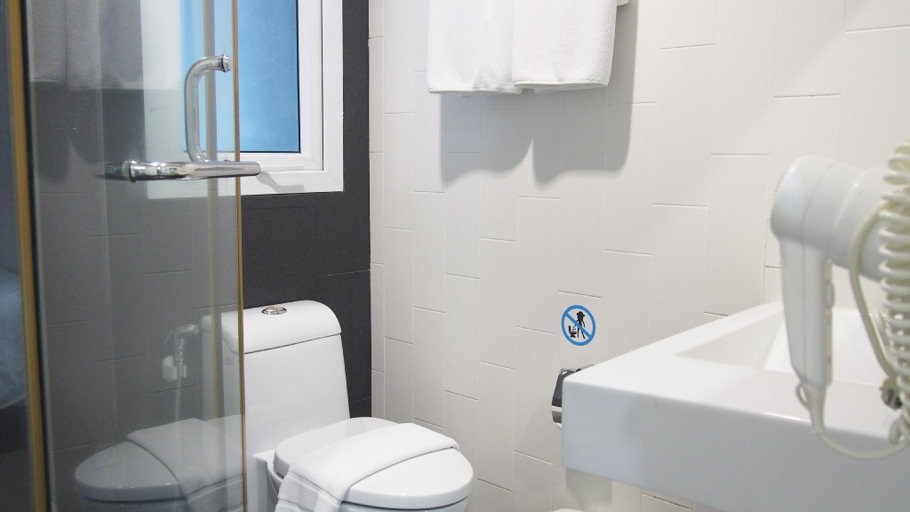 Bathroom 1