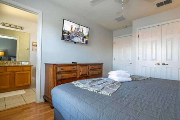Room 2, Cozy 3 BR w Private Pool, Osceola