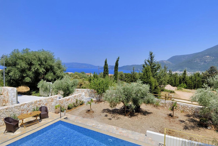 Room 2, Villa Pinelopi With 2 Bedrooms and 3 Bathrooms, Ionian Islands