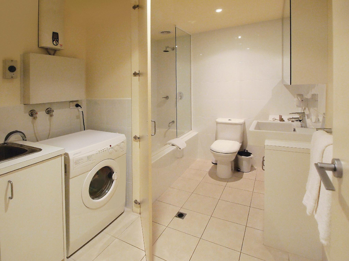 Bathroom 12