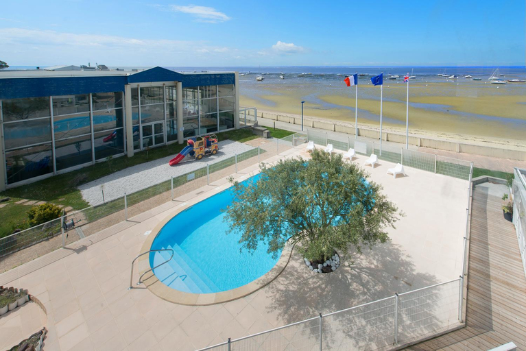 Others 3, Residence L'Oceane, Andernos, Gironde
