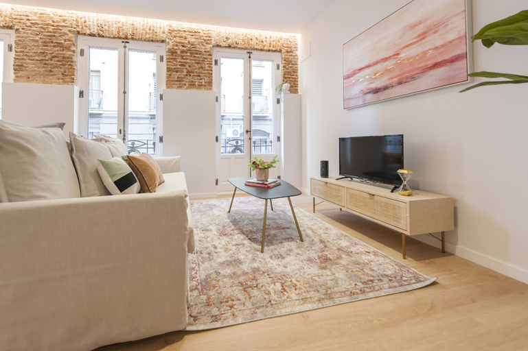 Room 5, C Latina 3 Dcha in Madrid, Madrid