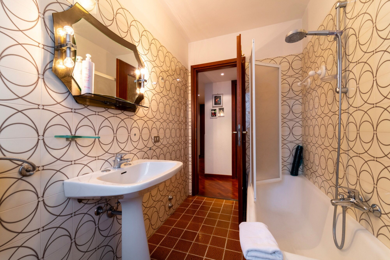 Bathroom 4, Mulberry Apartment by Wonderful Italy, Como