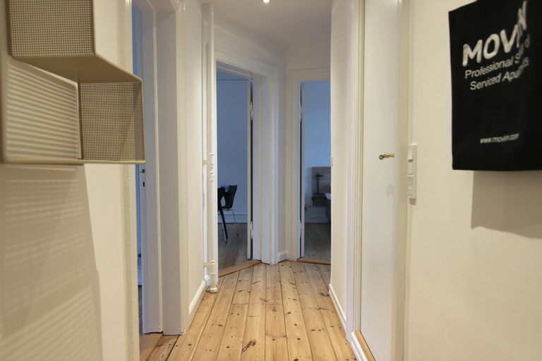 Room 5, Beautiful 2-bed in Frederiksberg C W Balcony, Frederiksberg