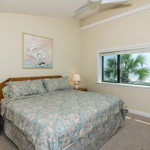 Room 2, Sea Haven Bliss Ocean Views Beachfront Getaway, Saint Johns
