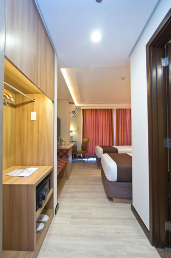 Bedroom 6