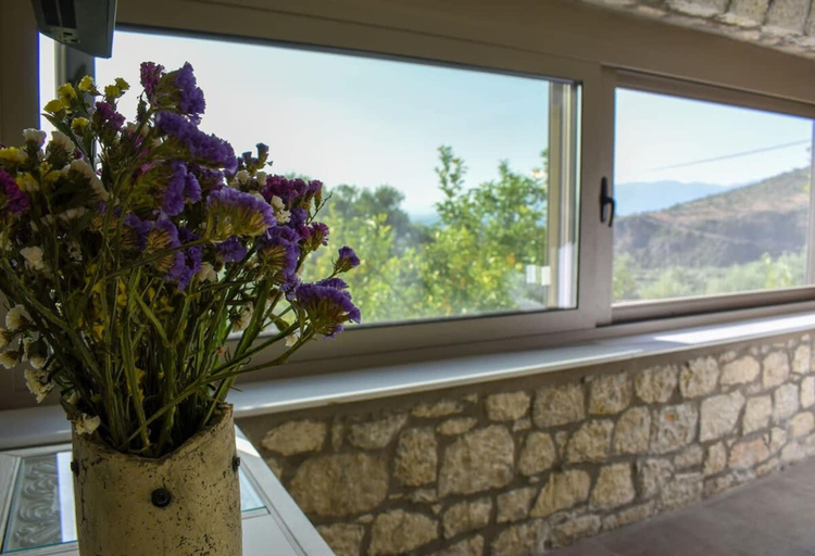 Room 5, Coastal Stone Hideaway With Stunning Scenery, Peloponnese