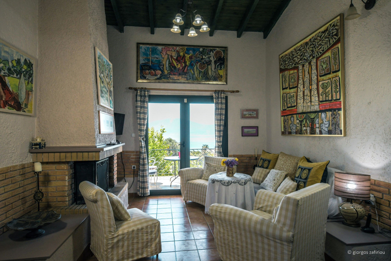Room 4, Nerotrivia Villa - Ocean Panorama and Lush Gardens, Central Greece