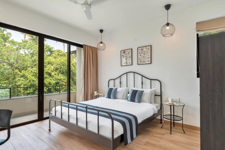 Room 2, Spacious 3BR Apartment with Pool in Candolim, North Goa