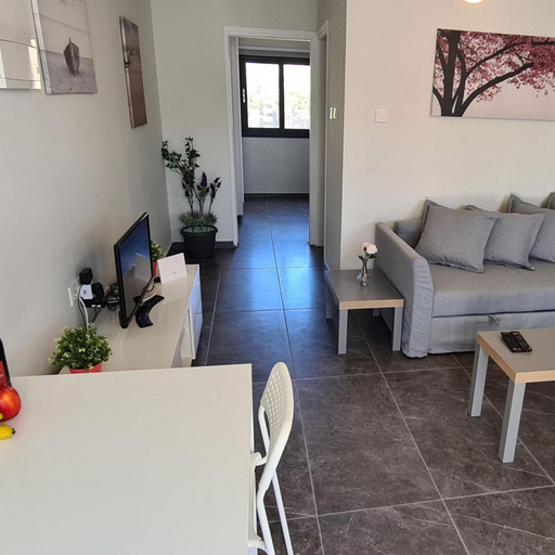 Room 4, 14 AN - 113 Nissi Twins Apartment