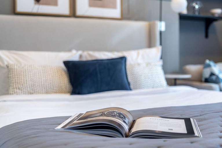 Room 4, Silkhaus Stylish Studio With Balcony Difc Pool, Dubai