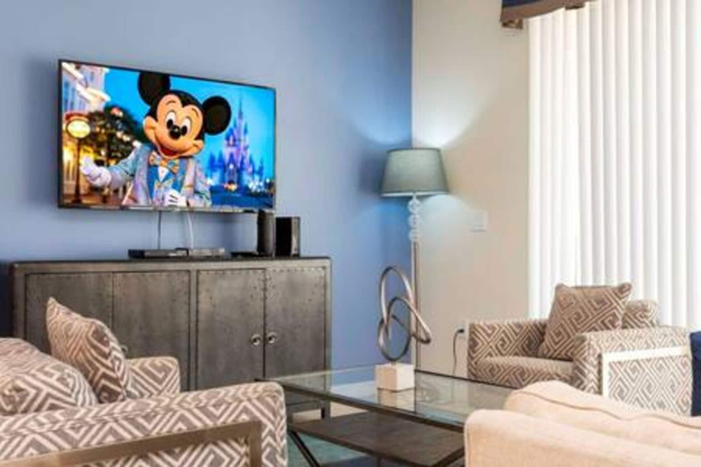 Room 5, Free Water Park Private Pool and Lakeview, Osceola