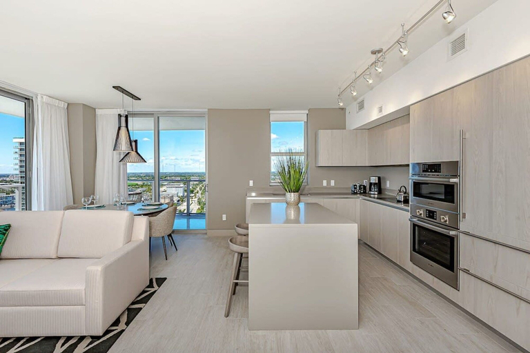 Room 4, Awesome Bayview Pools Gym, Broward