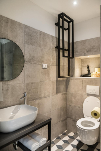 Bathroom 4, Split city centre room, Split