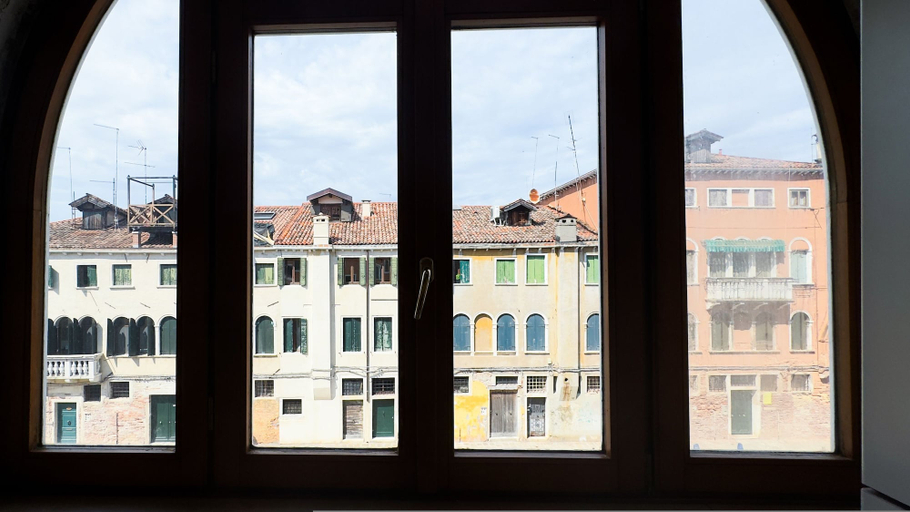 Room 4, Appartamento a Cannaregio by Ca-sa Check, Venezia