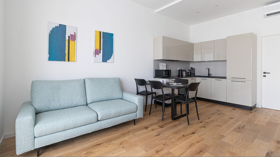 Others 3, Italianway Comfort - D Aragona 2, Milano