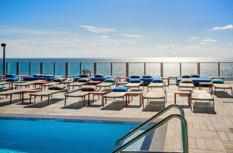 Others 3, Ocean View Balcony Beachfront Resort Amazing Pools, Broward