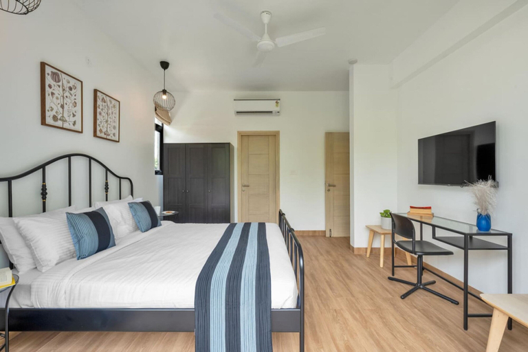 Room 2, Spacious 3BR Apartment With Pool in Candolim, North Goa