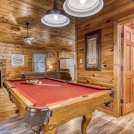 Room 4, Dog Friendly Romantic Mtn Getaway Hot Tub Pool, Sevier