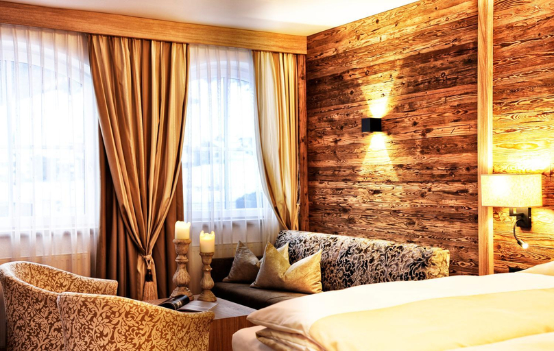 Bedroom 3, Hotel Salnerhof, Landeck